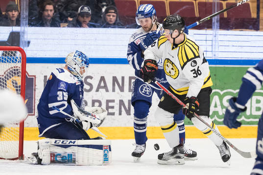 Leksands målvakt Atte Engren och Leksands Alexander