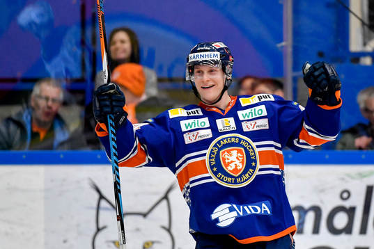 Växjös Olli Palola jublar