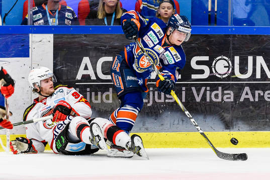 Malmö Redhawks Kim Rosdahl faller