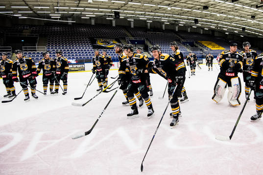 Panterns spelare jublar