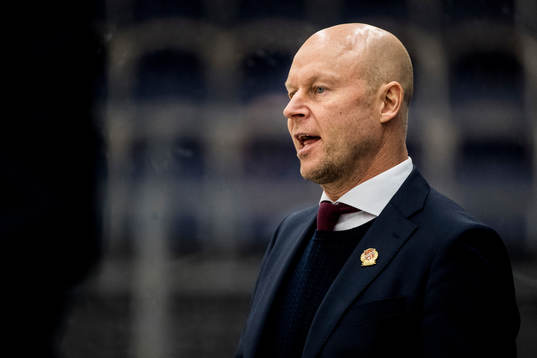 Almtunas tränare Marcus Ragnarsson