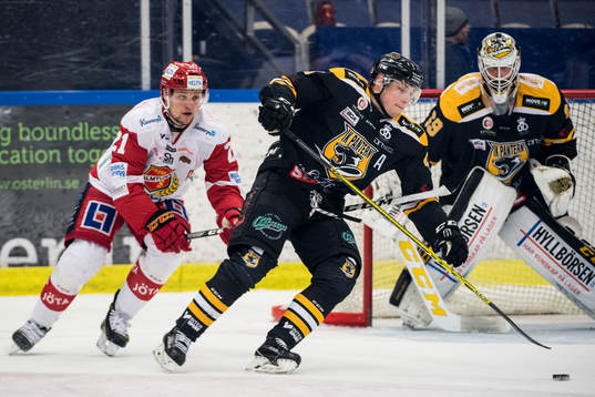 Panterns Johan Björk och Almtunas Ludwig Blomstrand