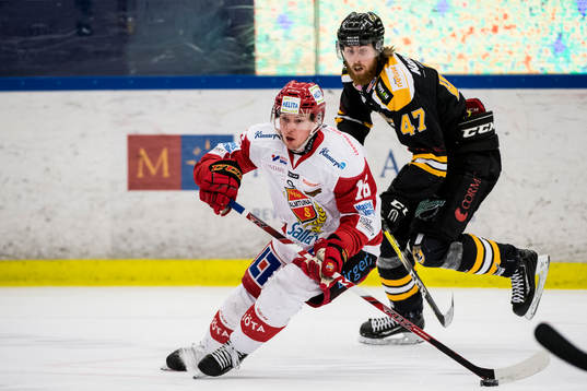 Almtunas Linus Rotbakken och Panterns Andreas Söderberg