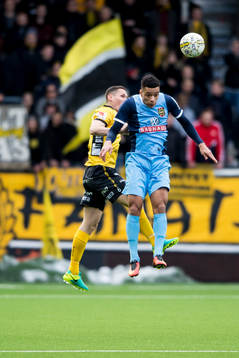 Brommapojkarnas Kevin Kabran och Elfsborgs Jon Jönsson