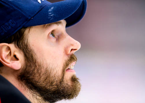 Malmö Redhawks målvakt Cristopher Nihlstorp på bänken