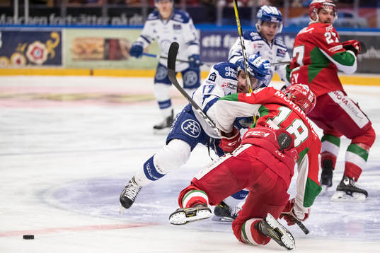 Leksands Jesper Ollas och Moras Emil Aronsson  i