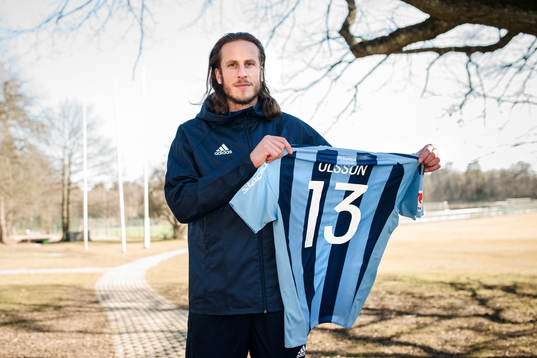 Djurgården presenterar Jonas Olsson som nyförvärv