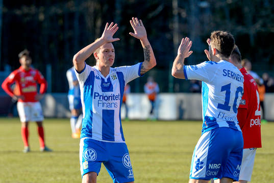 IFK Göteborgs Martin Smedberg Dalence jublar med Tobias