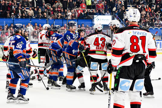 Bråk mellan flera spelare i både Malmö Redhawk och