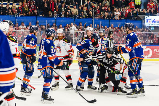 Bråk mellan flera spelare