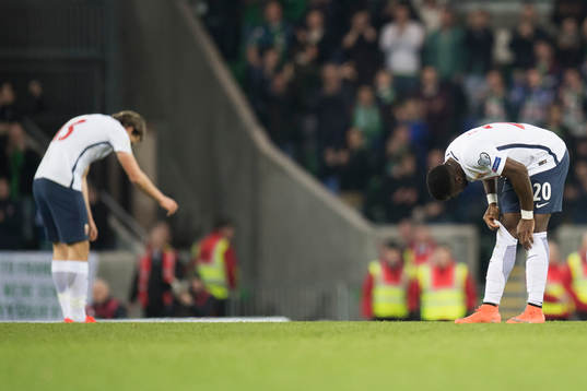 Norges Adama Diomande (R)