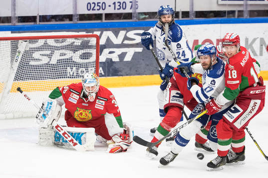 Leksands Jesper Ollas och Isak Skedung framför Moras