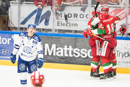 Moras Oskar Svanlund och Kevin Gagné jublar