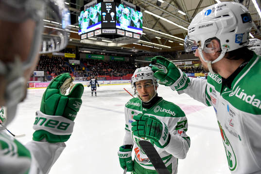 Rögles Dominik Granak jublar