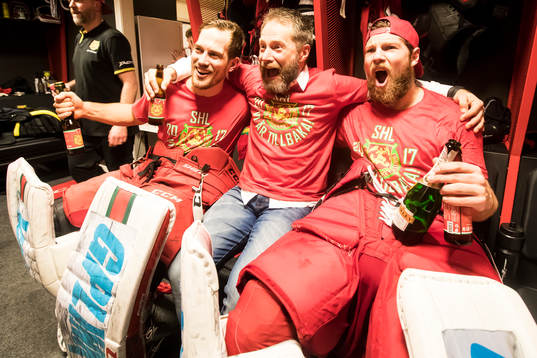 Moras målvakt Mattias Pettersson och målvakt Christian