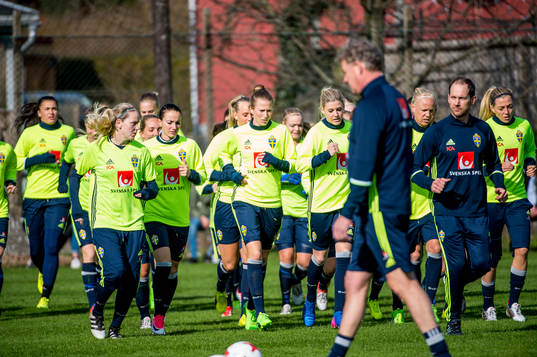 Spelarna värmer upp