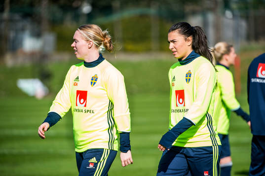 Målvakt Hedvig Lindahl och målvakt Zecira Musovic