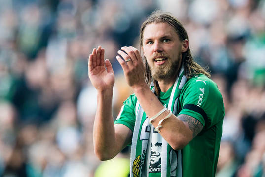 Hammarbys Björn Paulsen tackar publiken efter