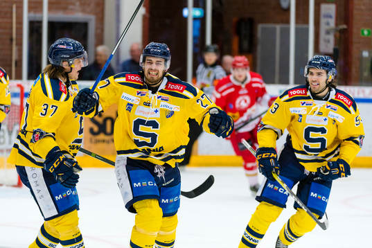 Södertäljes Felix Maegaard-Scheel jublar