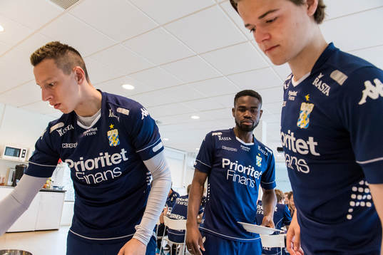 Martin Smedberg Dalence, Abdul Razak och August Erlingmark