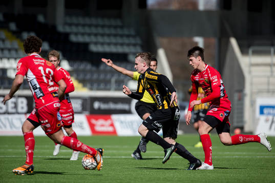 Häckens Theo Kornbakk