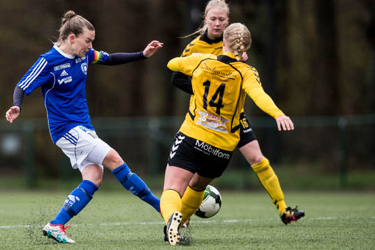 Stattenas Emma Krantz mot Glimåkras Frida Welinder