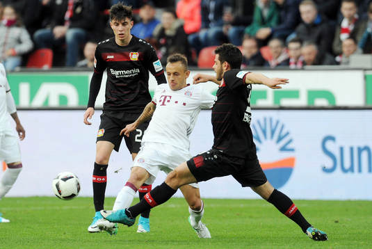 Bla gjennom flere bilder av Fotboll, Bundesliga, Bayer Leverkusen - Bayern München