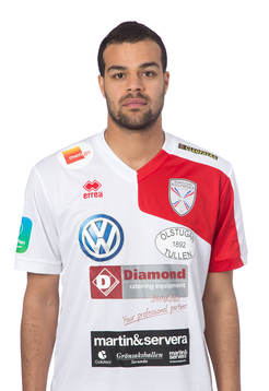Assyriskas Johan Friberg Da.Cruz poserar för ett porträtt den 15 april 2017 i Göteborg.