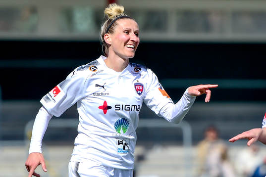 Rosengårds Anja Mittag jublar