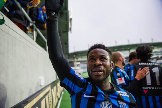 Sirius Kingsley Kofi Sarfo jublar efter att han har gjort 1-0