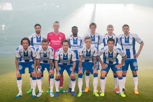 IFK Göteborgs startelva övre raden fr.v. Mattias