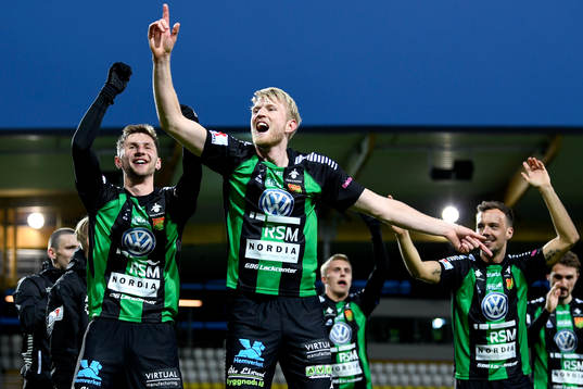 GAIS spelare jublar