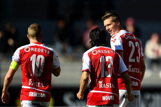 Kalmars Viktor Elm jublar efter 2-0