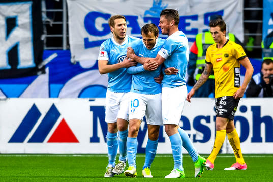 Malmö FFs Anton Tinnerholm , Magnus Wolff Eikrem och Markus Rosenberg jublar