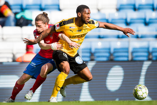 Helsingborgs Jesper Lange och Frejs Alie Sesay