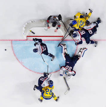 Sveriges Elias Lindholm, Gabriel Landeskog och Victor Rask