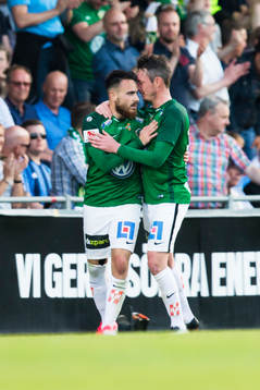 Jönköpings Dzenis Kozica och Daryl Smylie jublar
