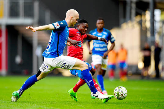 Norrbys Viktor Nilsson och Helsingborgs Oke Akpoveta