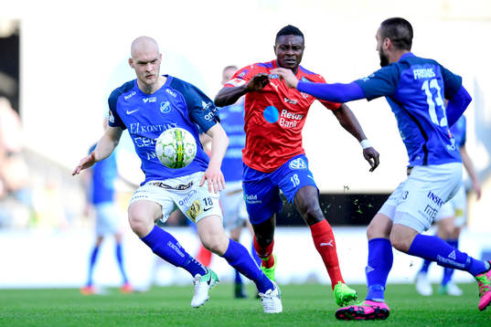 Norrbys Viktor Nilsson och Helsingborgs Oke Akpoveta