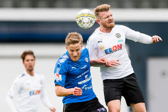 Halmstads Alexander Ruud Tveter och Örebros Michael