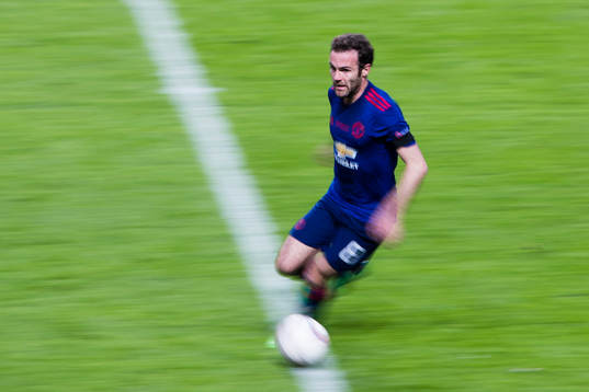 Manchester Uniteds Juan Mata