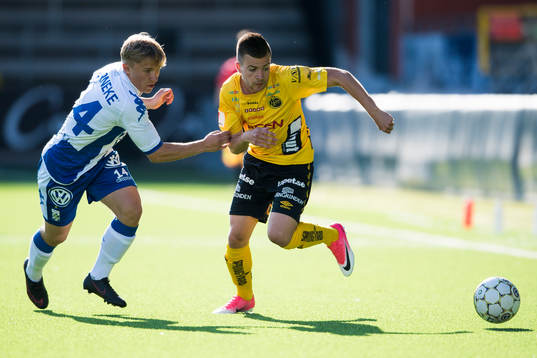 Elfsborgs Oscar Iglicar Berntsson och IFK Göteborgs Edvin