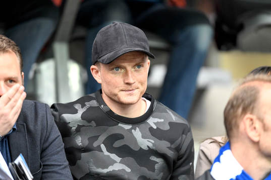 Förre IFK Göteborgs spelaren Sam Larsson på läktaren