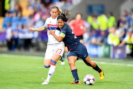 Lyons Camille Abily och Paris Shirley Cruz Trana