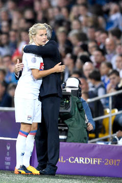 Lyons Ada Hegerberg byts ut