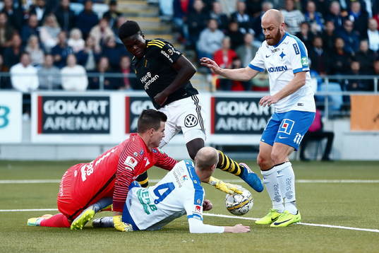 Norrköpings målvakt Michael Langer, Andreas Johansson,