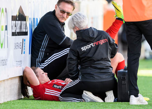 Piteås Hanna Pettersson grinar illa efter att ha blivit skadad