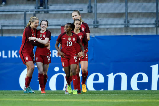 s Rose Lavelle jublar efter 0-1 under träningslandskampen i fotboll mellan Sverige och USA den 8 juni 2017 i Göteborg.
