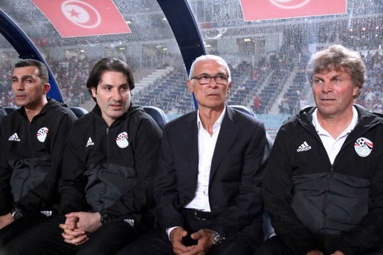  Hector Raul Cuper 2r and his Staff - DT Egypt National Team poserar för ett porträtt den 22 juni 2017 i Egypten
