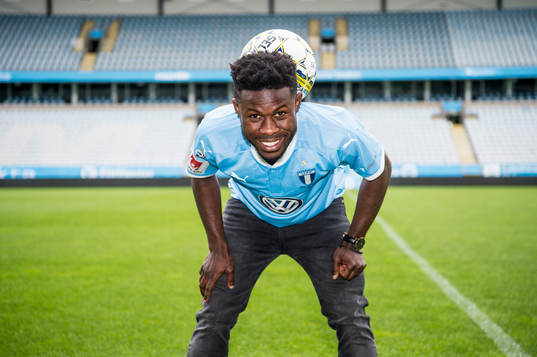 Malmö FF presenterar Kingsley Sarfo som ny spelare i Malmö FF